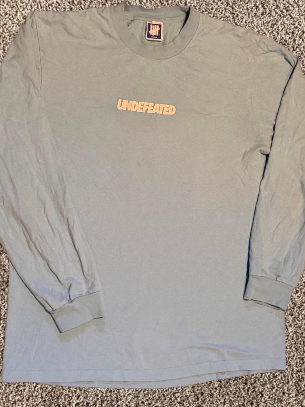 Undefeated Men's Long Sleeve Logo Tee - Powder blue